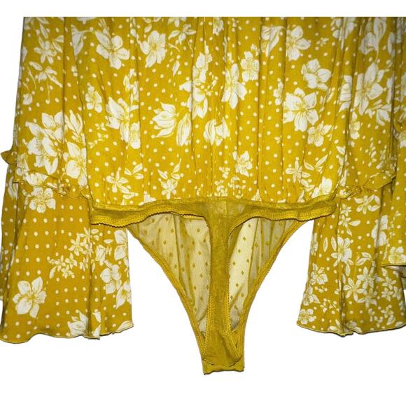 Free People One On One Date Bodysuit Marigold Combo Top Bell Sleeve MED - Picture 8 of 10